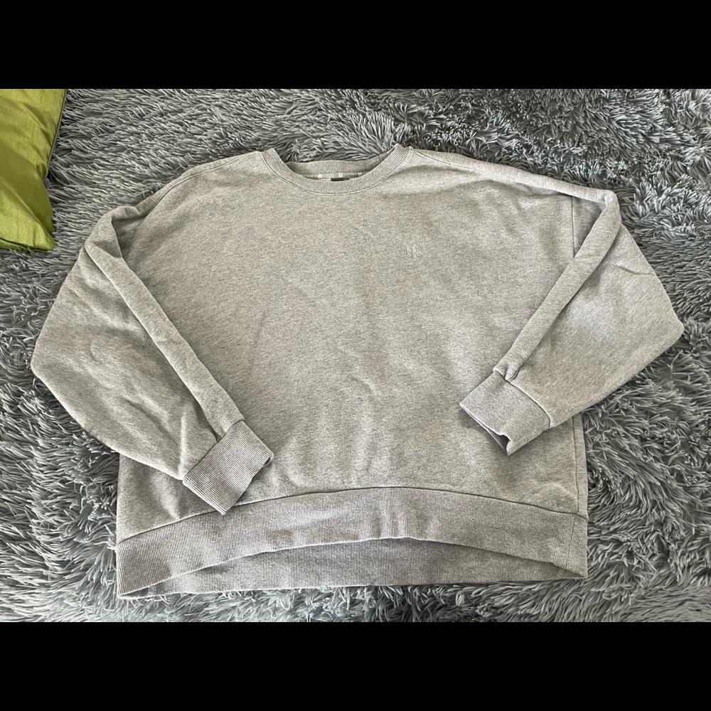 Sweaty Betty gray Essentials sweatshirt, size XXL